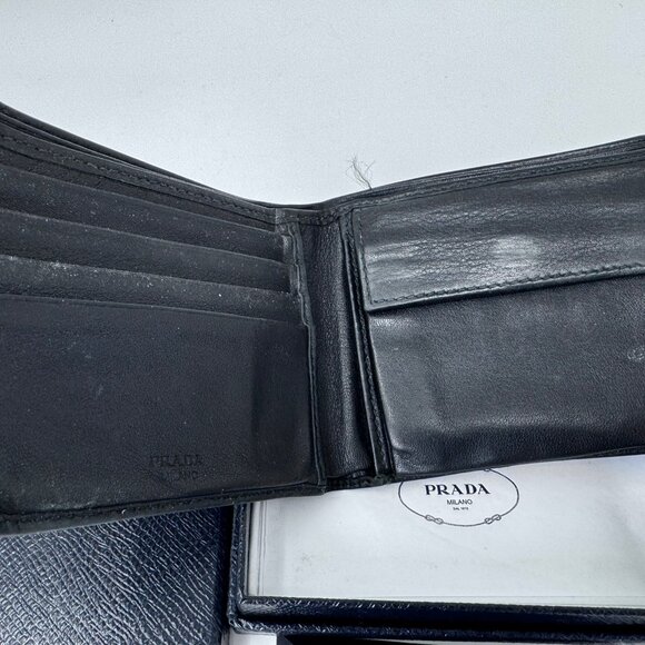 AUTHENTIC Prada Black Leather Mens Bifold / Wallet - Picture 3 of 9